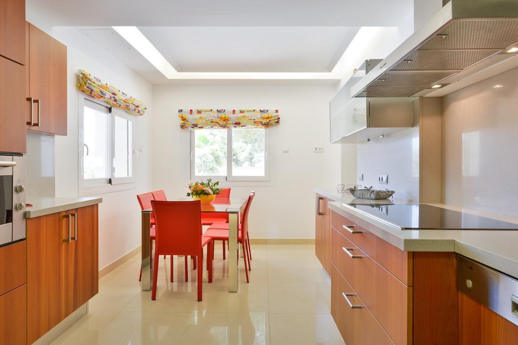 Villa Con Piscina Gigante Sant Francesc de s'Estany Zimmer foto